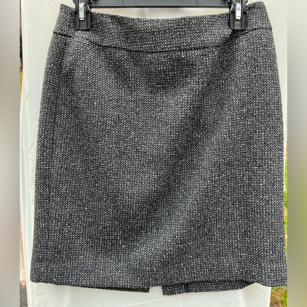 Halogen Dark Grey Skirt - Size 4